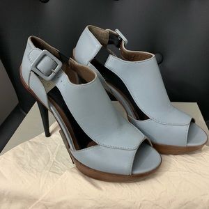 NWT Marni Heeled pumps sandal size 6
